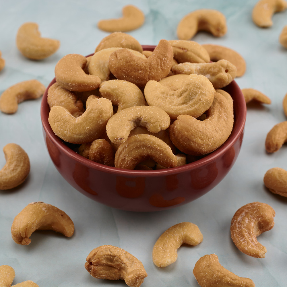 Roasted & Salted Medium Cashews snack wholesalers